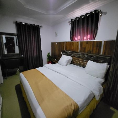 Villa Palazzo Hotel And Apartments Ikeja Extérieur photo