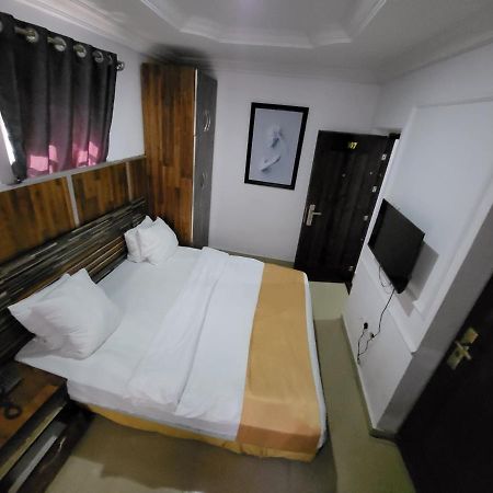 Villa Palazzo Hotel And Apartments Ikeja Extérieur photo