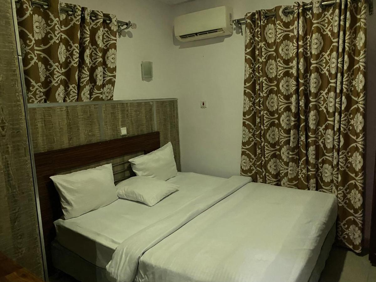 Villa Palazzo Hotel And Apartments Ikeja Extérieur photo